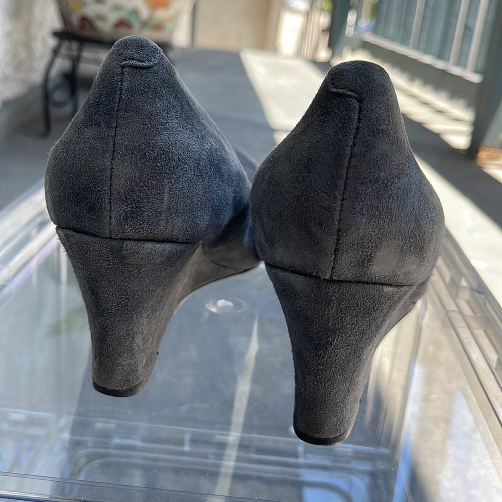 Vionic Gray wedge - Picture 3 of 6